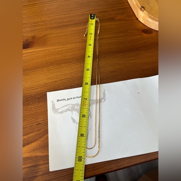 Beautiful Gold Tone Dual Chain Necklace - Picture 4 of 5